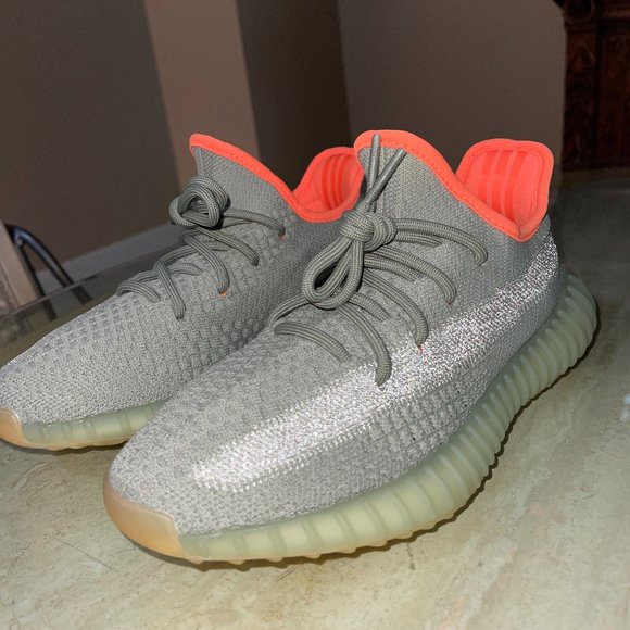 Yeezy Boost 350 in Desert Sage - Picture 3 of 6